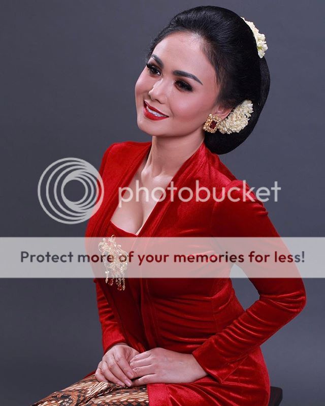 Yuni Shara